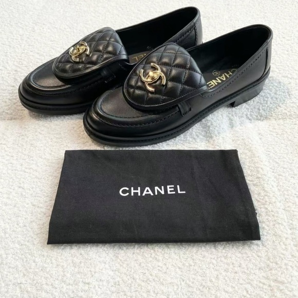 CHANEL Black Quilted Loafers with Gold Accent - Picture 1 of 8